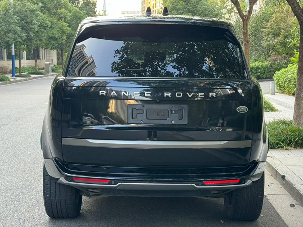 Range Rover 2023 3.0 L6 400PS Prosperous 7-Seater Extended photo 4