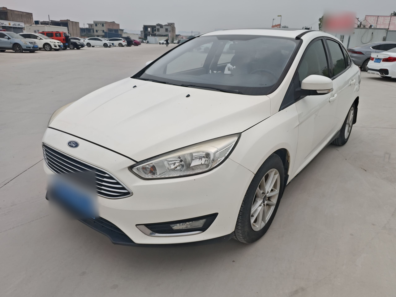 Focus 2015 Sedan 1.6L AT photo 2