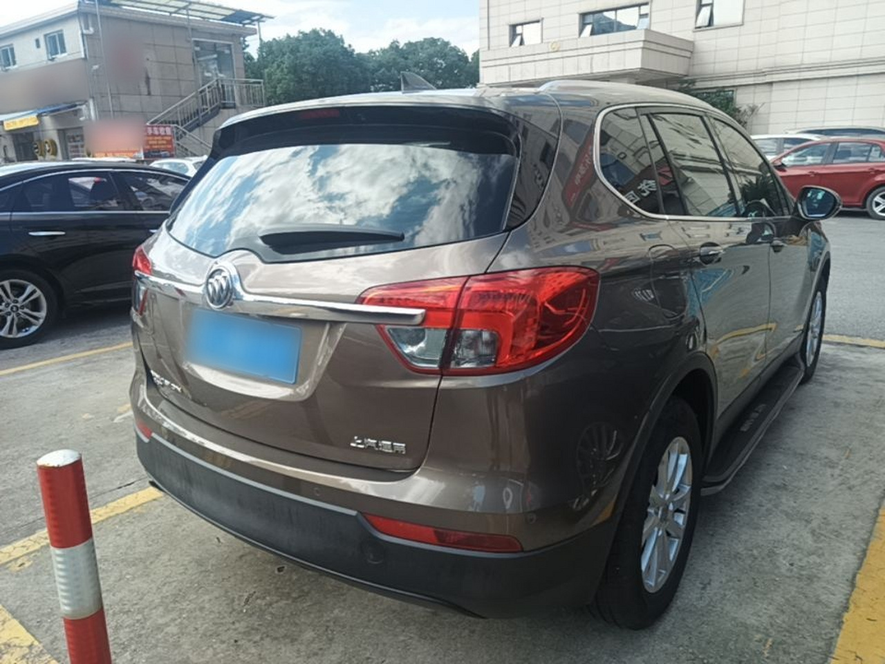 Envision 2017 20T RWD Luxury photo 4