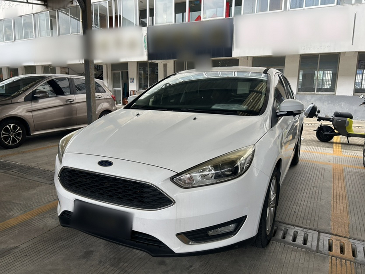 Focus 2015 Hatchback 1.6L AT