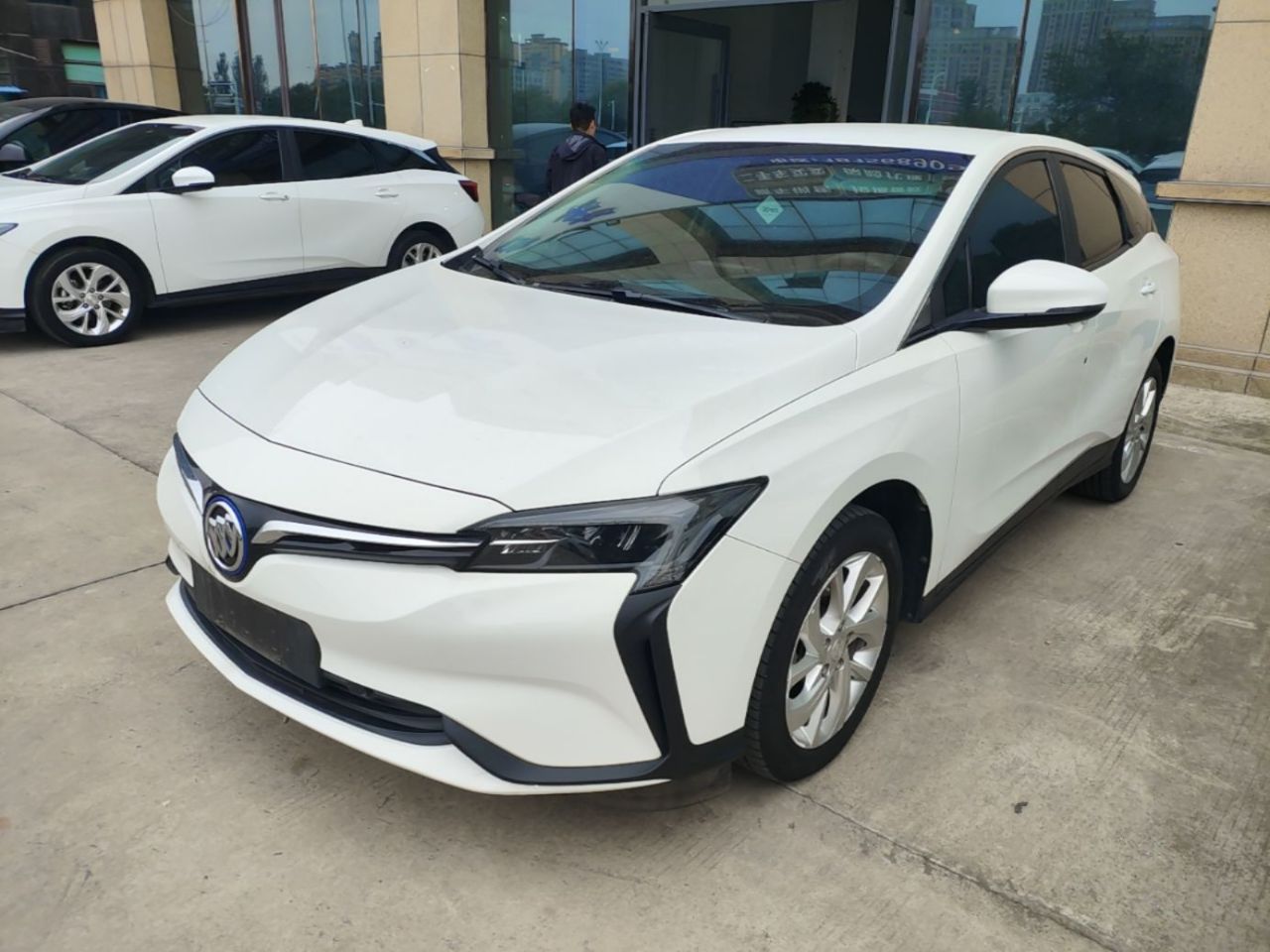 6 2023 430km