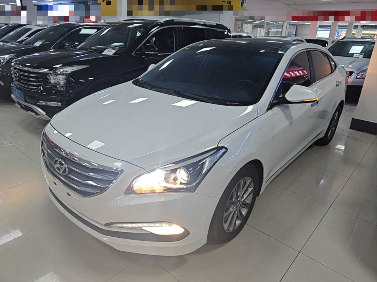 Mistra 2014 1.8L AT Smart GLS