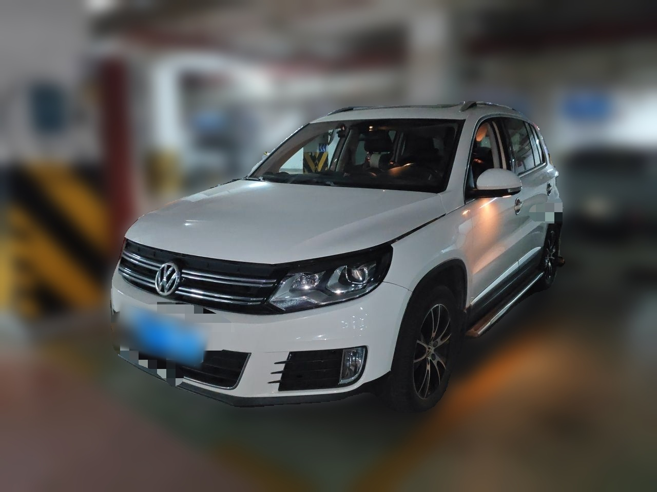 Tiguan 2015 1.8TSI AT RWD Luxury