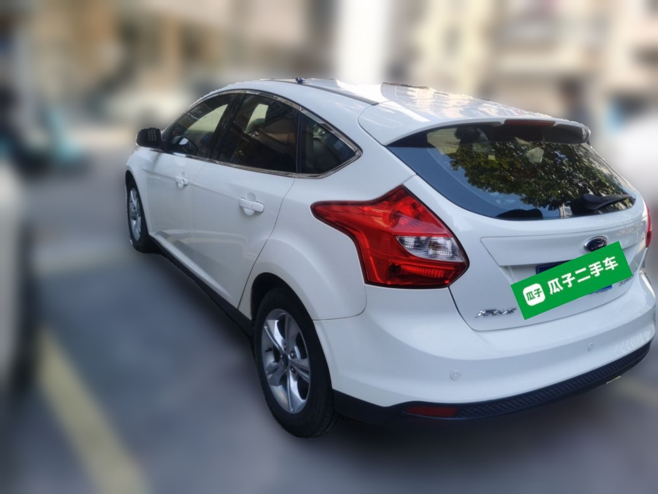 Focus 2012 Hatchback 1.6L MT photo 4