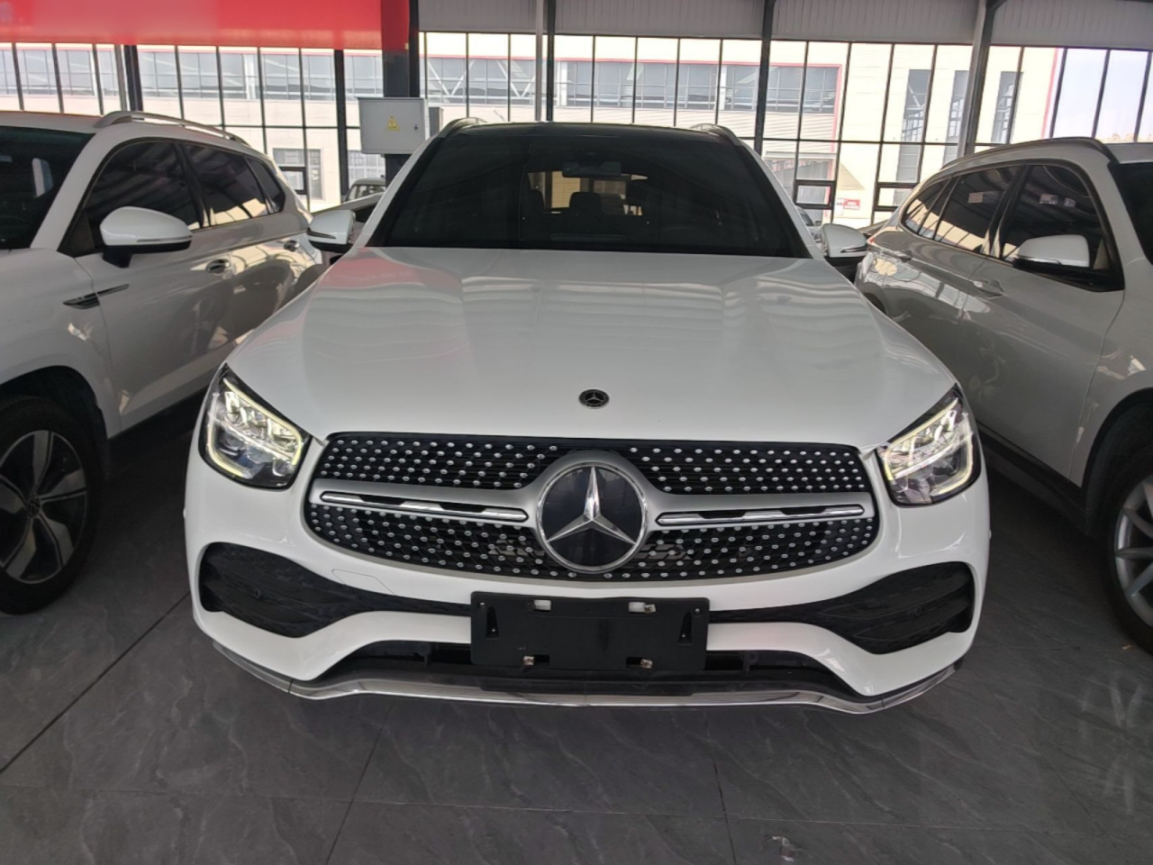 GLC 2022 Facelift GLC 260 L 4MATIC Dynamic photo 2