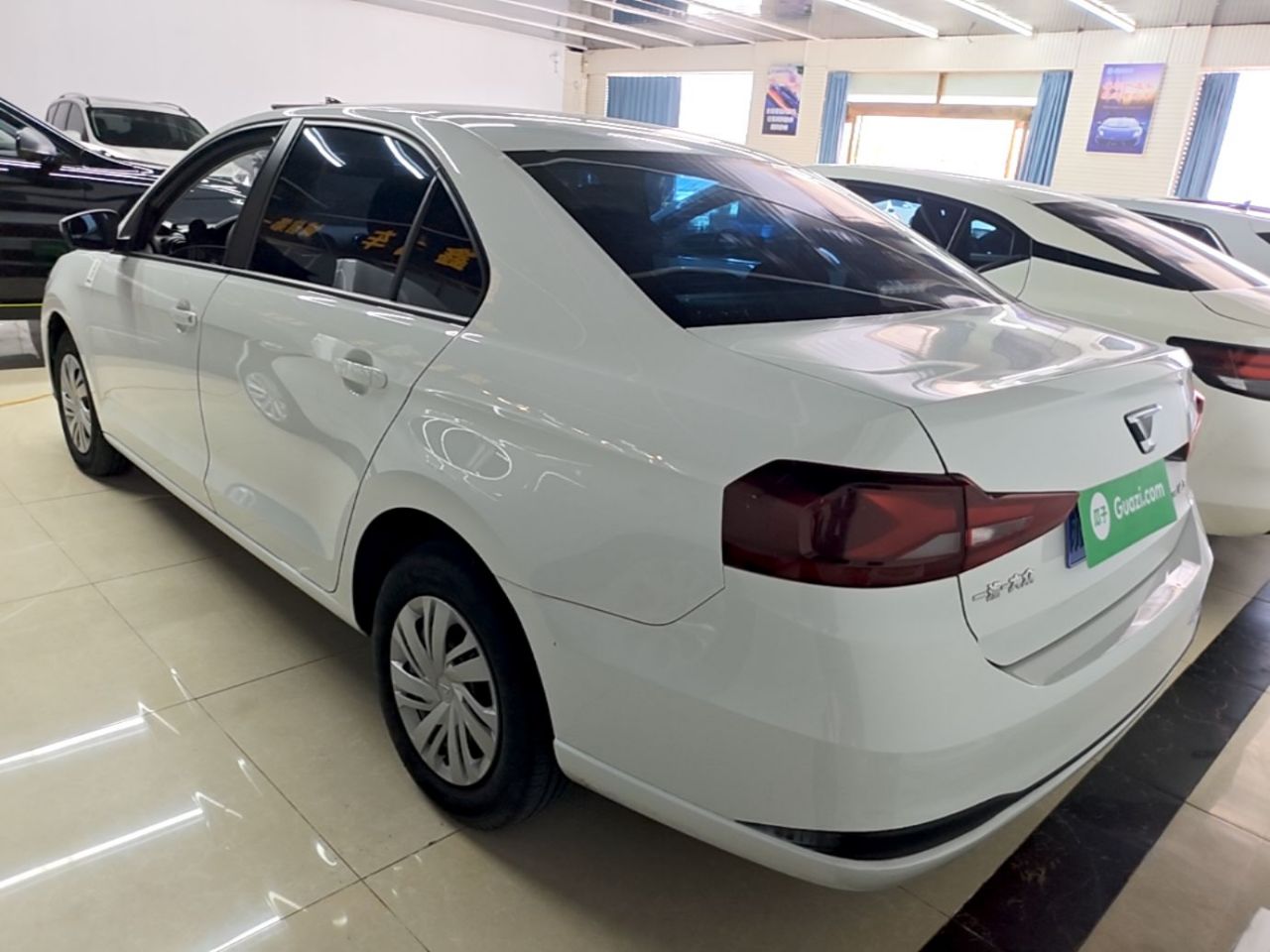 VA3 2021 1.5L AT photo 4