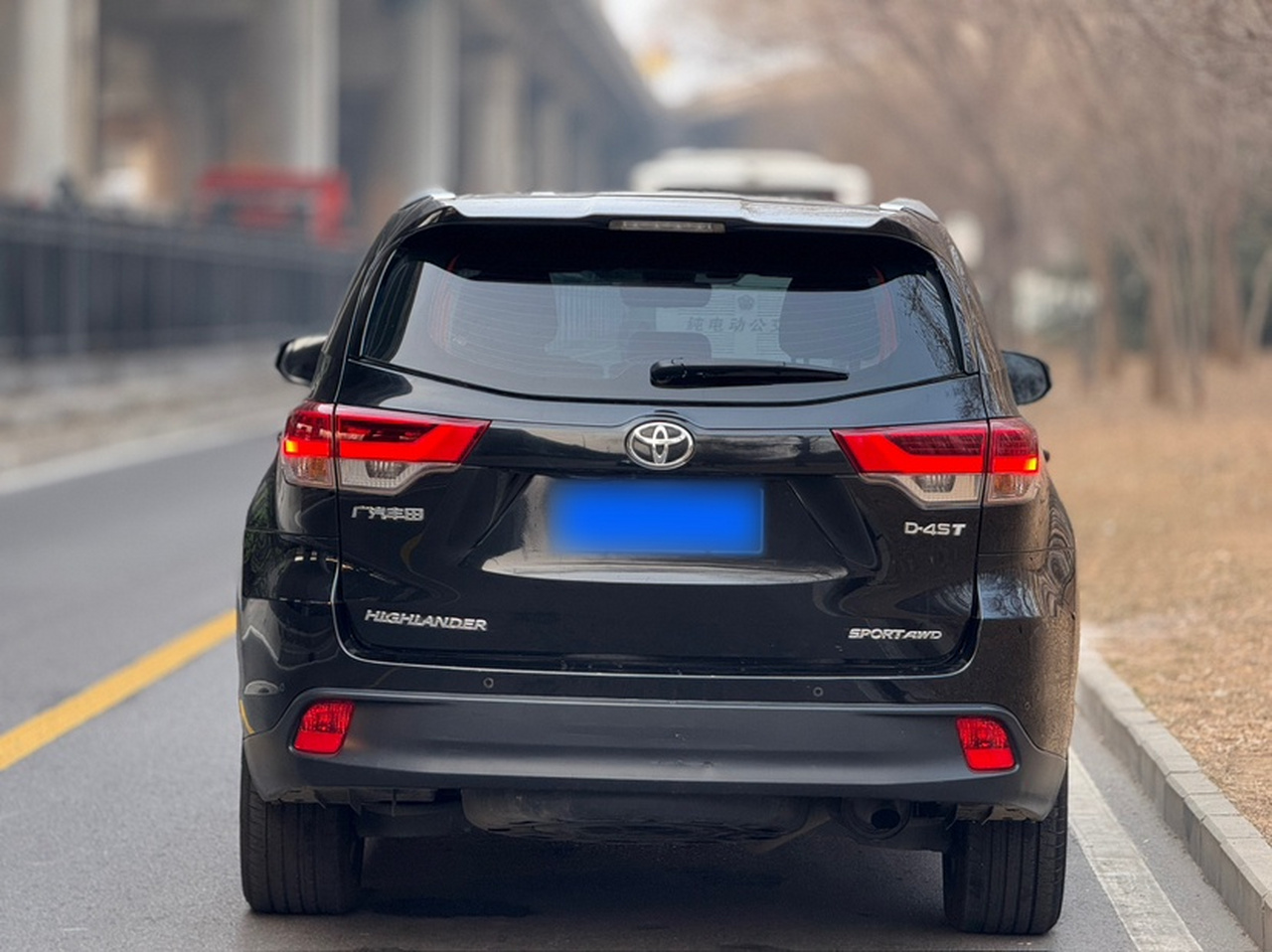 Highlander 2021 2.0T AWD Luxury 7-Seater photo 4