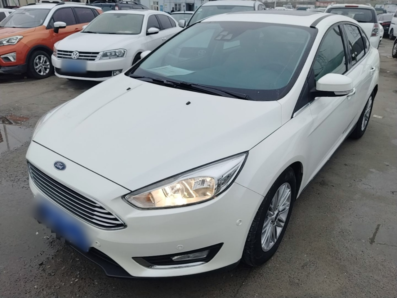 Focus 2017 Sedan EcoBoost 180 AT Flagship