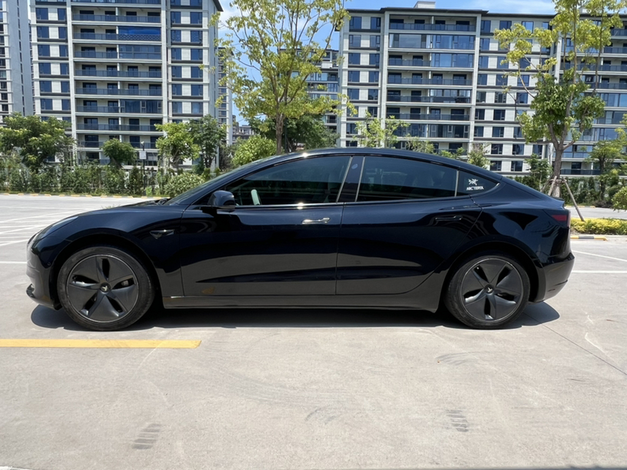 Model 3 2020 Standard Range RWD Upgraded photo 2