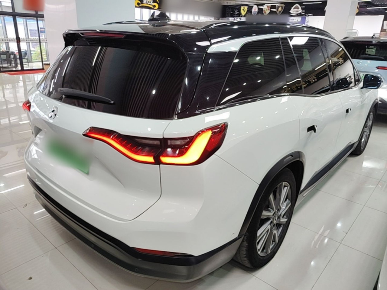 ES8 2018 355KM 6-Seater photo 4