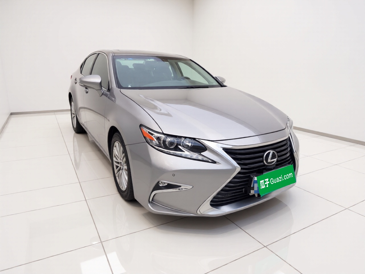 ES 2015 200 Elite photo 3