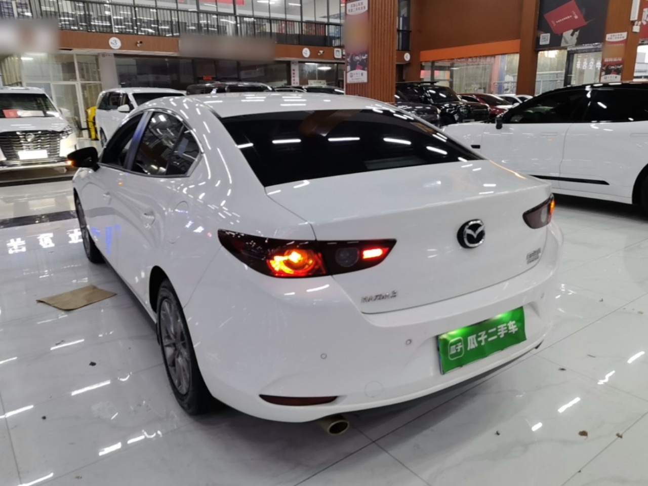 3 Axela 2020 1.5L AT photo 4