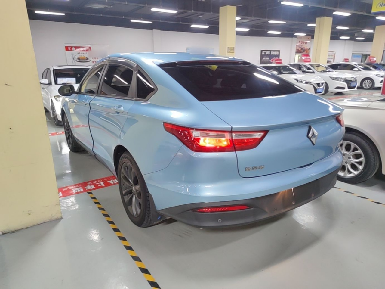 RC-6 2019 1.5T CVT 24 Elite photo 4