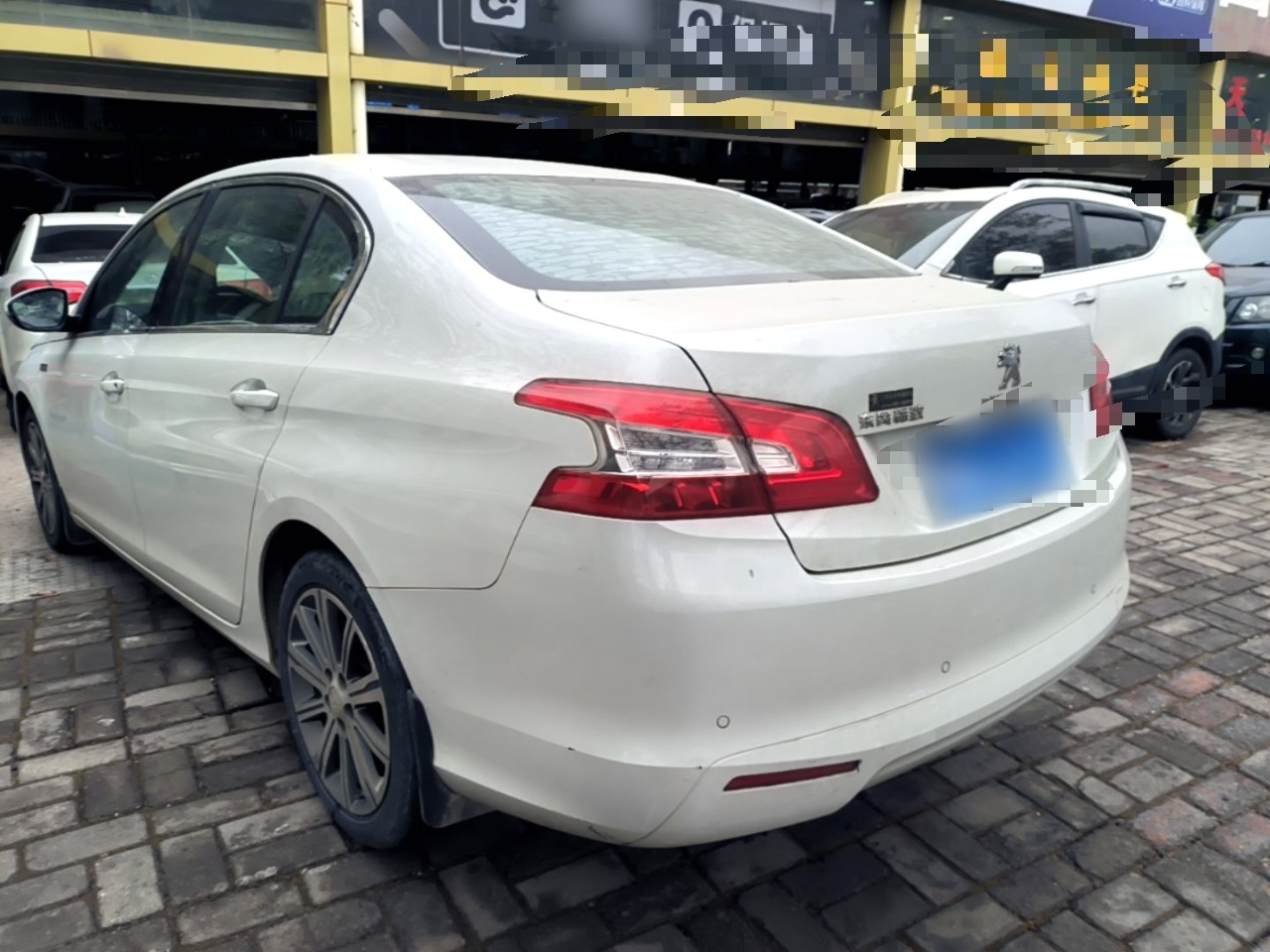 408 2015 1.2T AT Honor photo 4