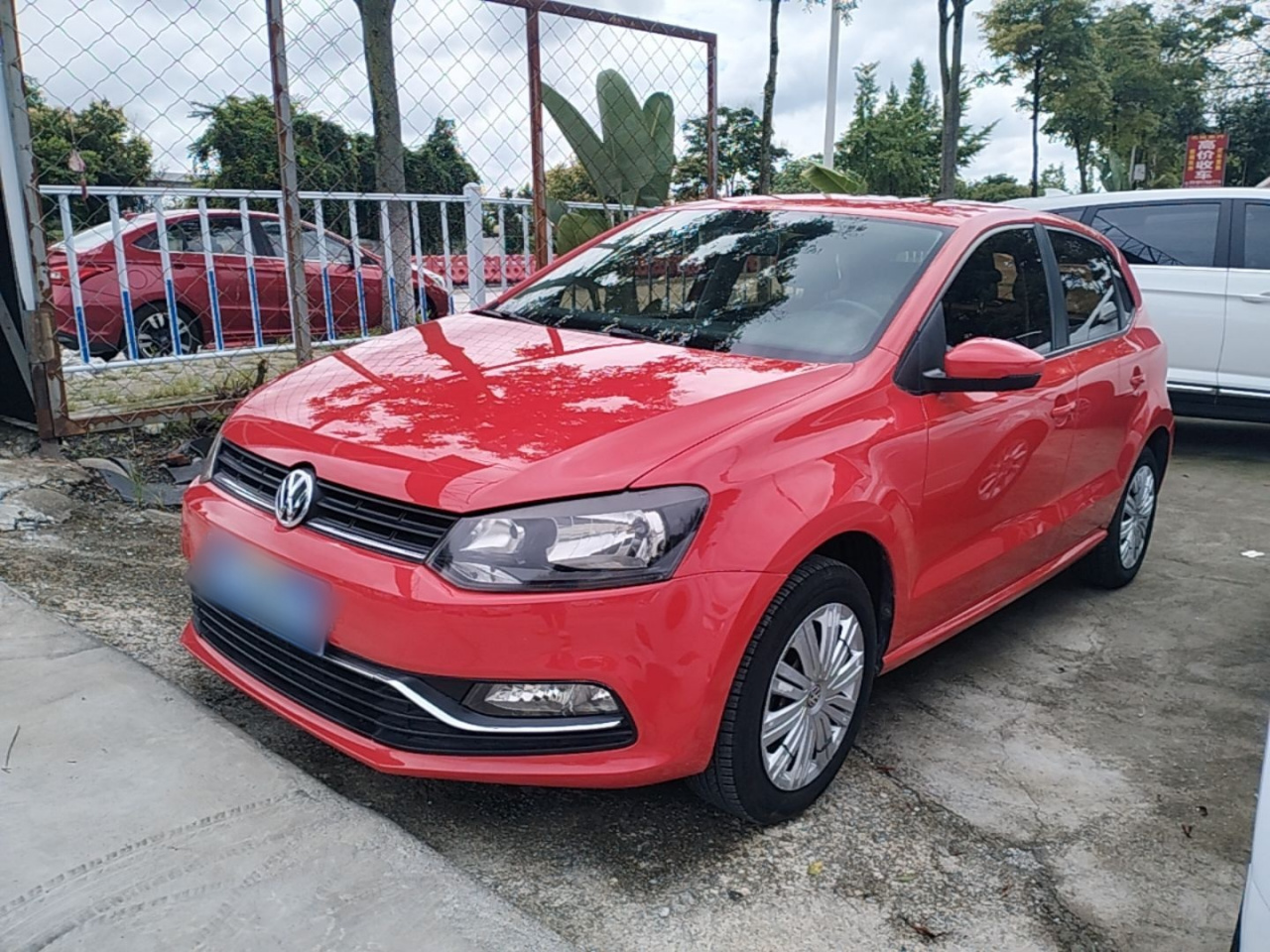 Polo 2016 1.6L AT Comfort