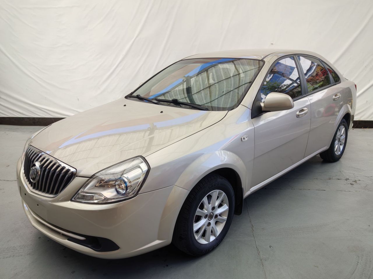 Excelle 2013 1.5L AT Classic