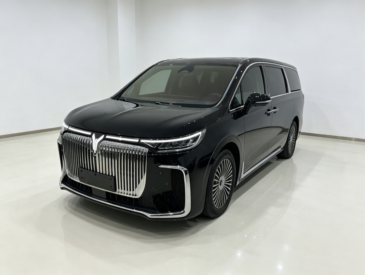 Voyah Dreamer 2025 PHEV AWD Excellence