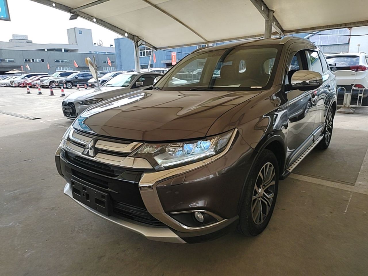 Outlander Imported 2016 2.4L AWD Elite 7-Seater