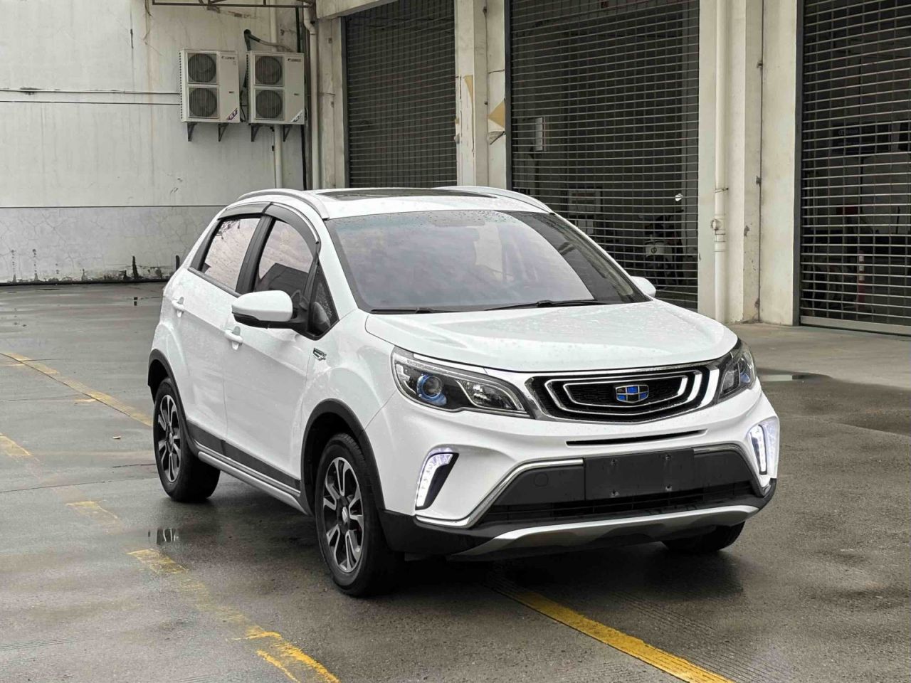 Vision X3 2017 1.5L AT Premium photo 3