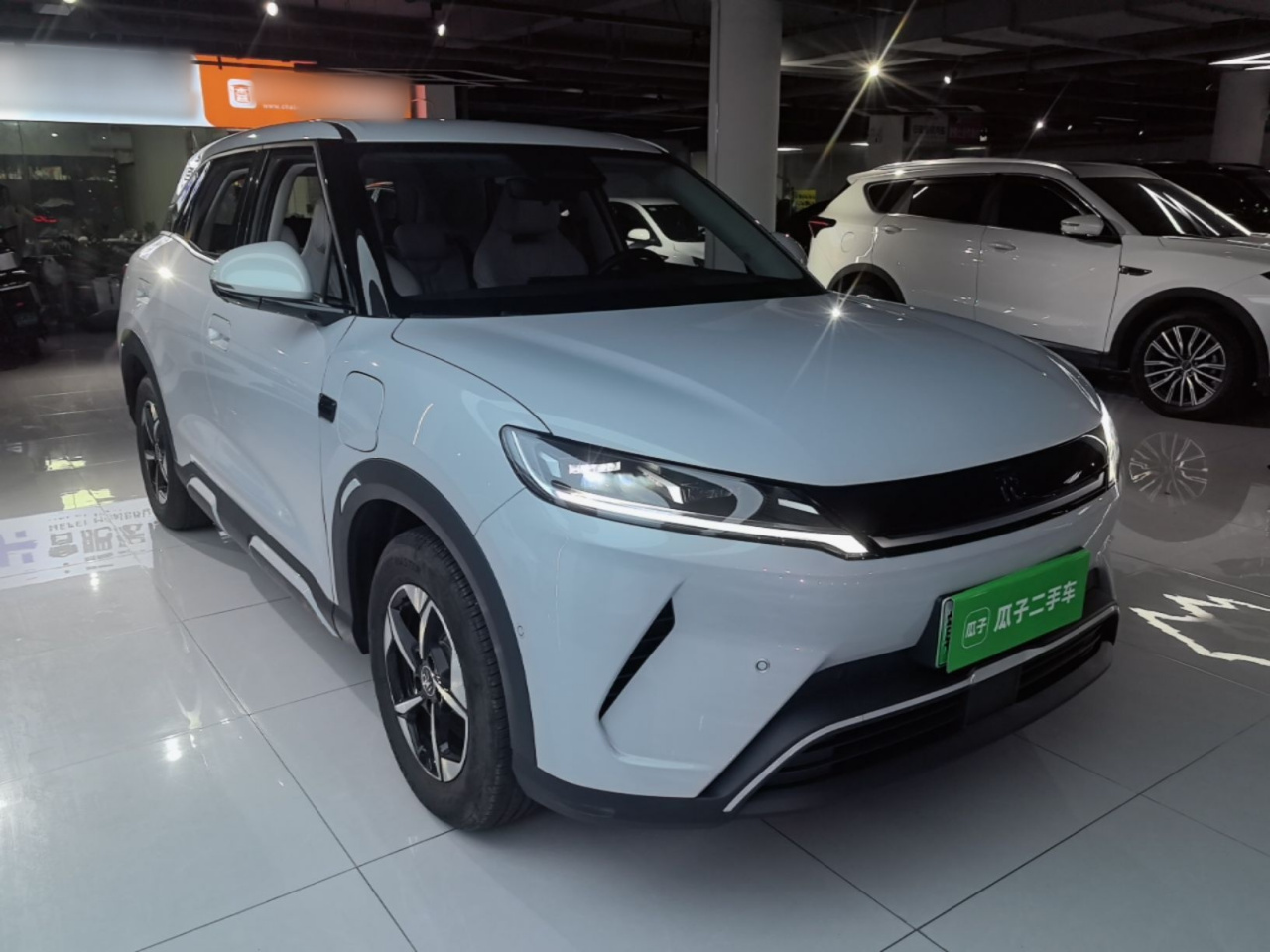Yuan UP 2025 ADAS 401KM Leading photo 3