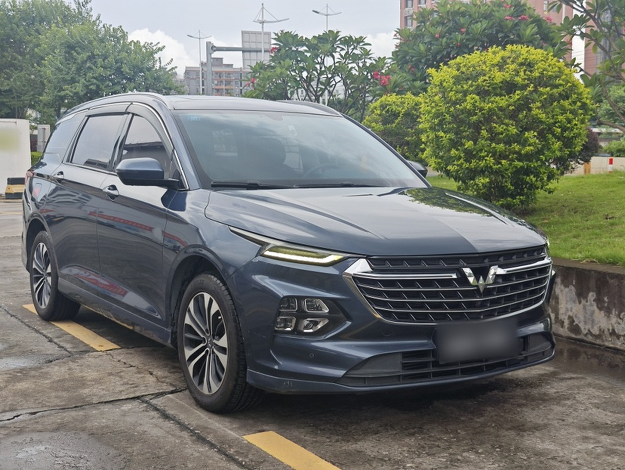 Wuling 2020 1.5T CVT Flagship photo 2