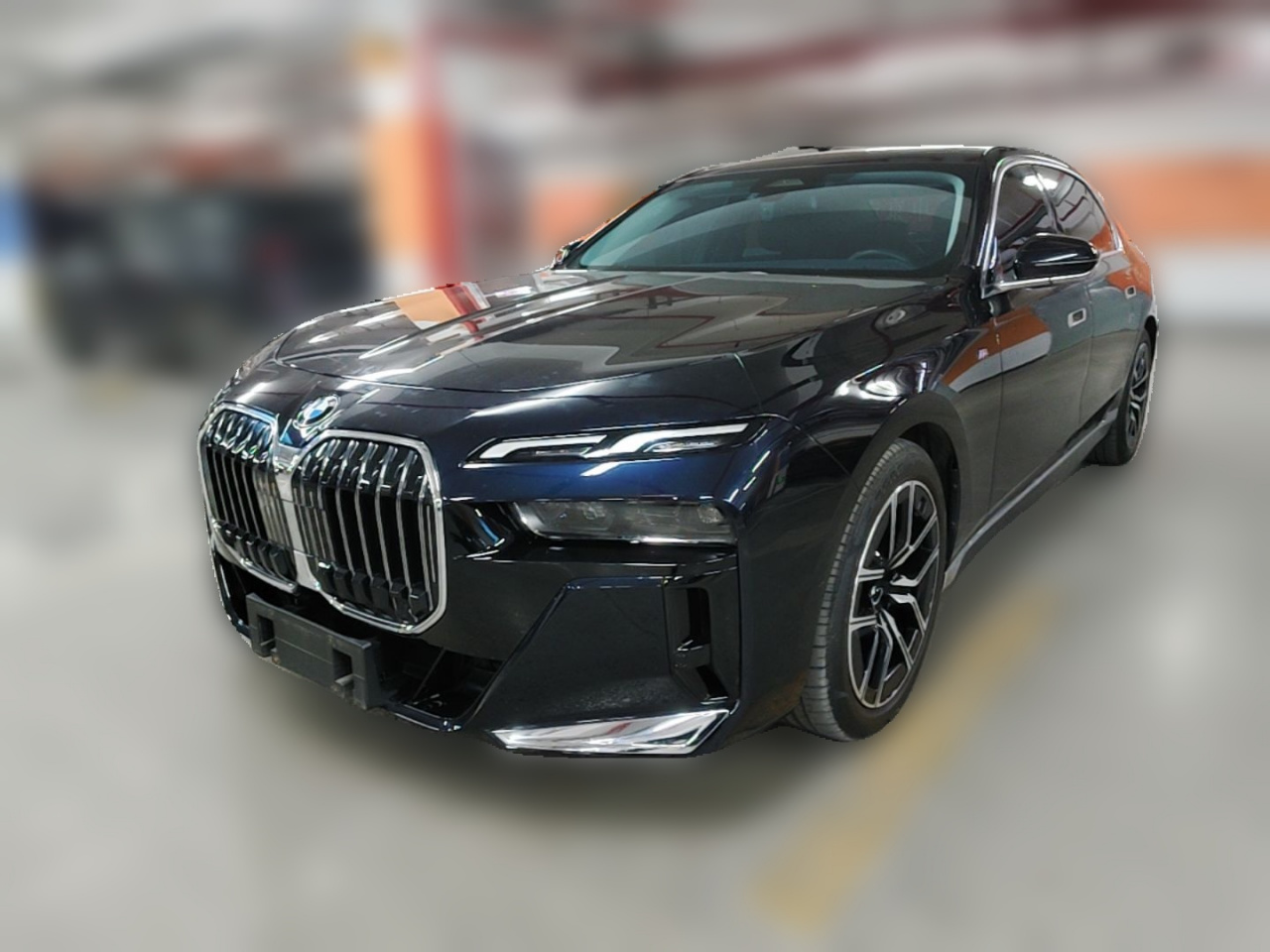 7 Series 2023 735Li M Sport Package