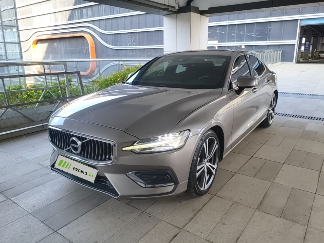 S60 2021 T4 Luxury