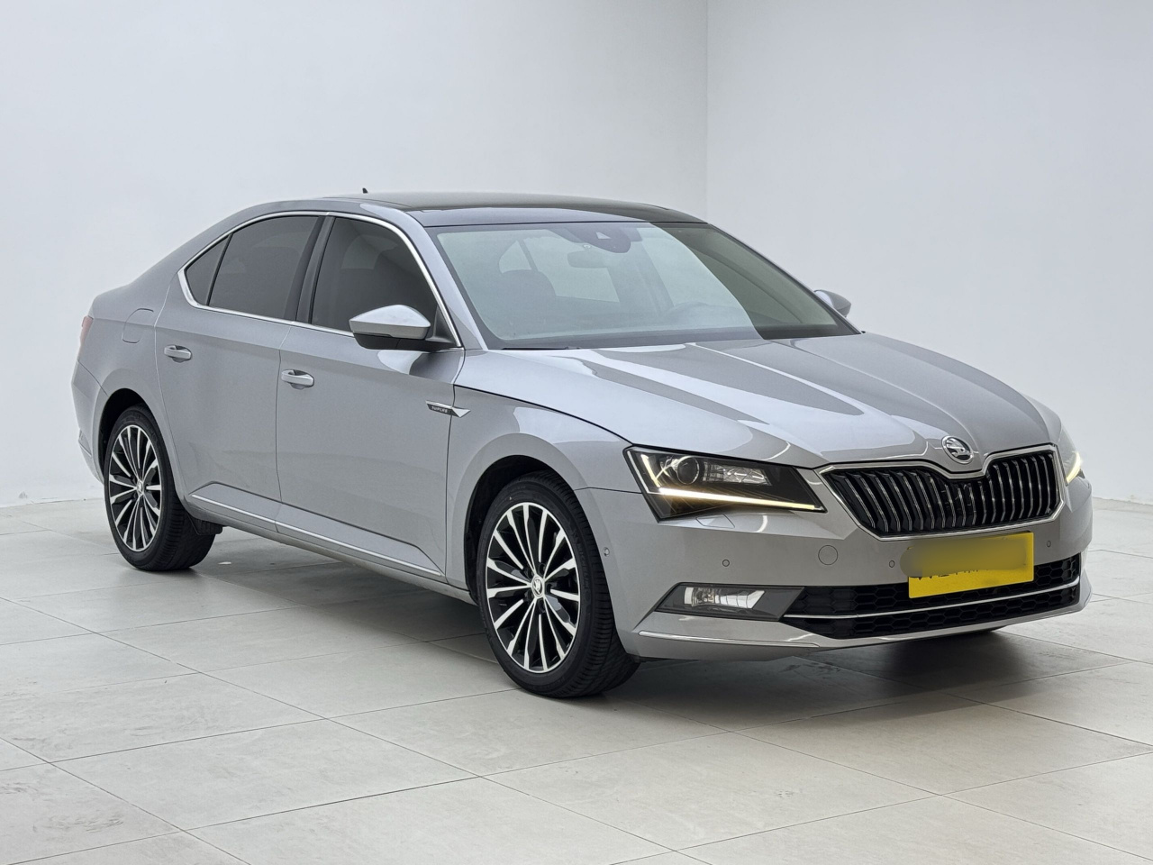 Superb 2016 TSI330 DSG photo 3