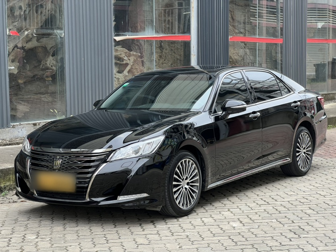 Crown 2018 2.0T Sport