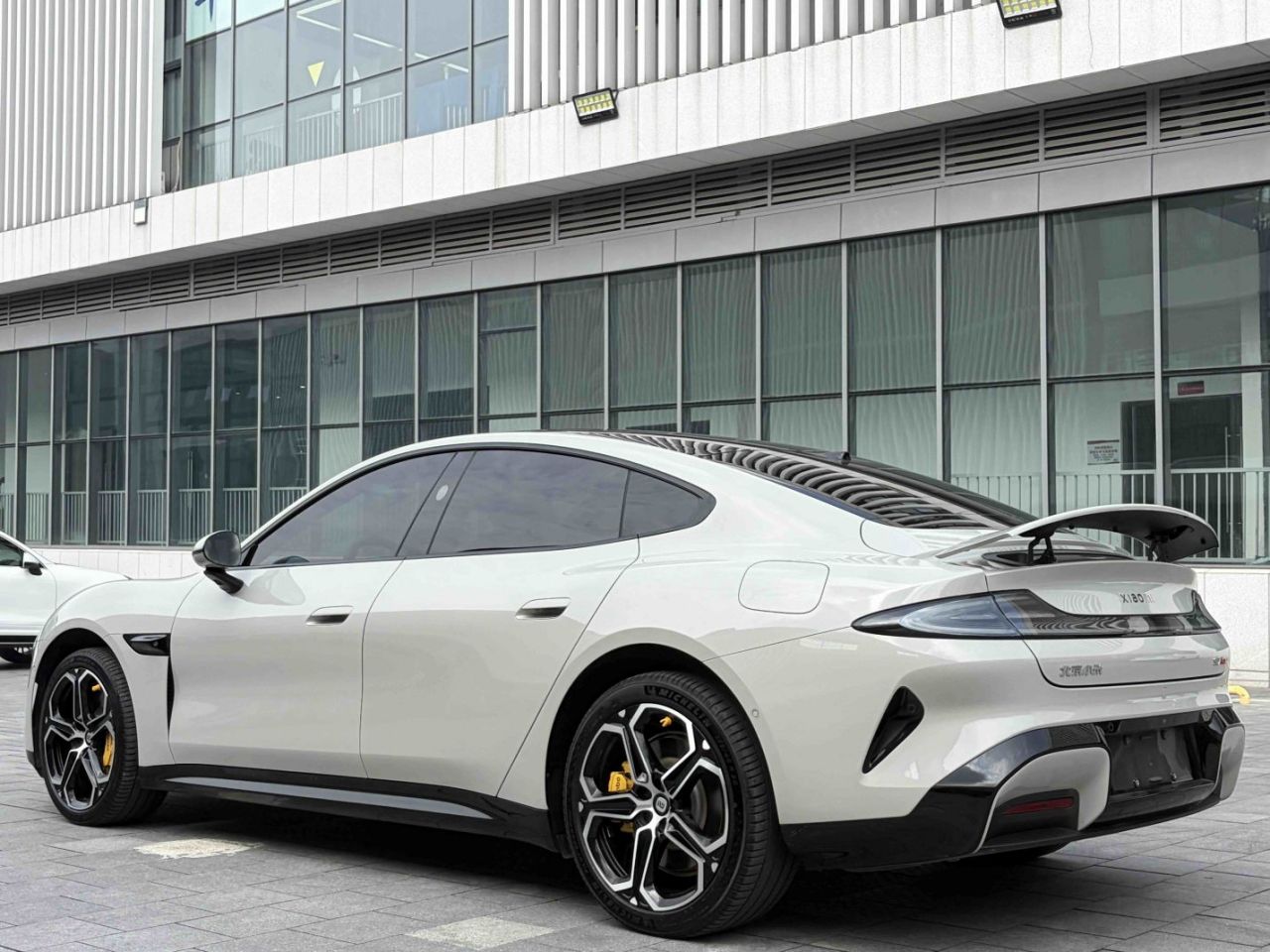 Xiaomi SU7 2024 AWD Extended Range High-end ADAS Max photo 4