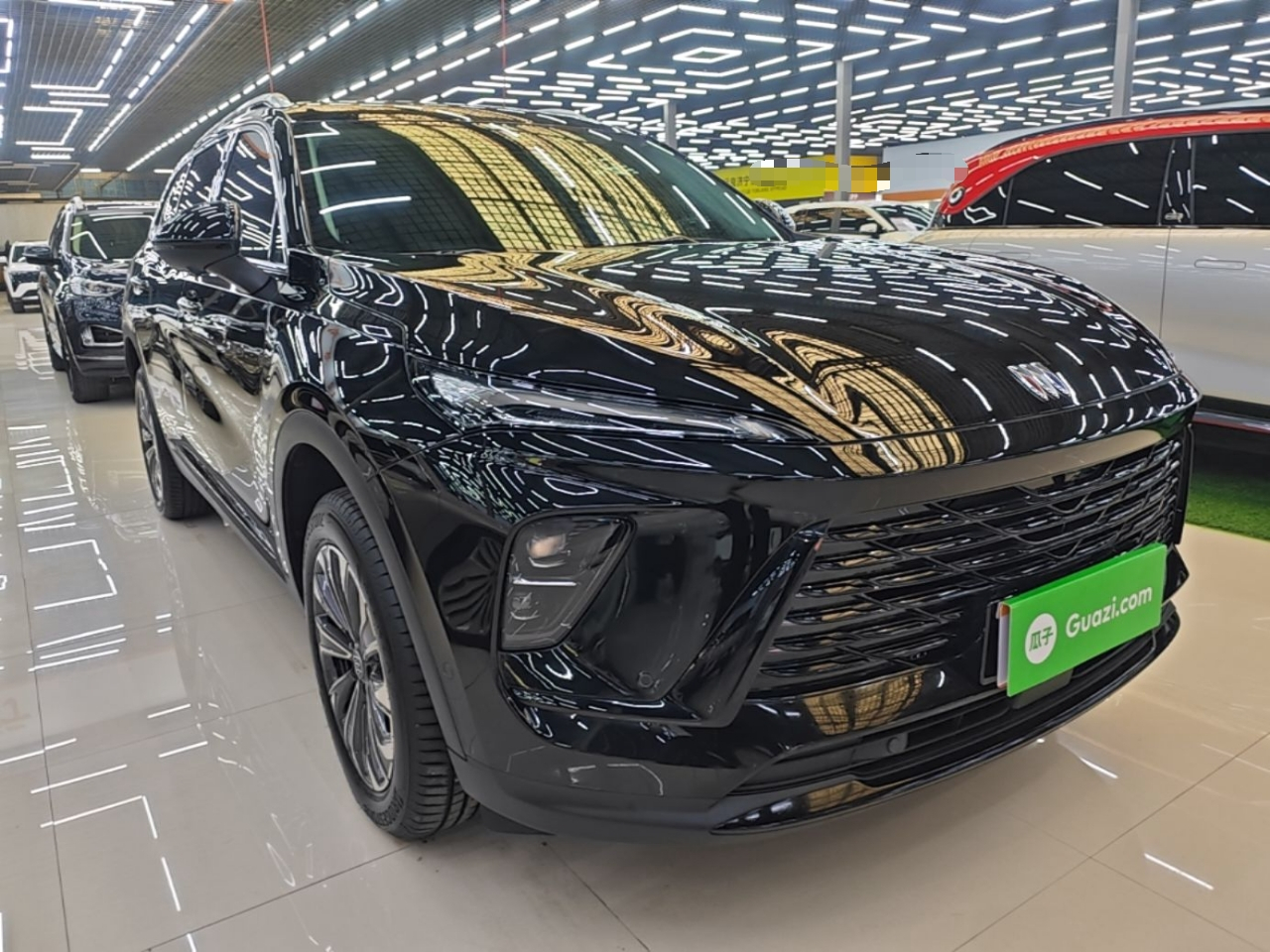 2025 Envision Plus 28T RWD photo 5