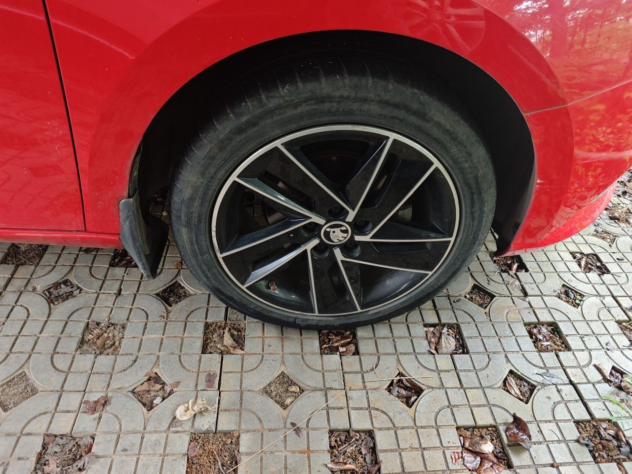 Fabia 2015 1.6L AT Sport photo 2