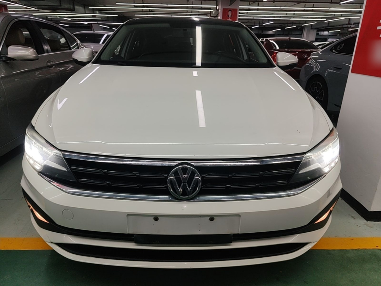 Lamando 2019 230TSI DSG China V photo 2