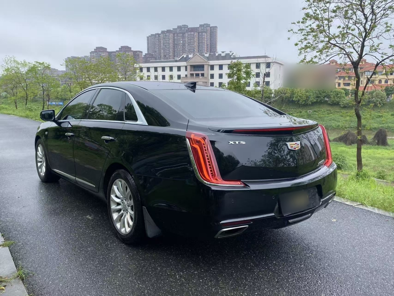 XTS 2018 28T Elite photo 4