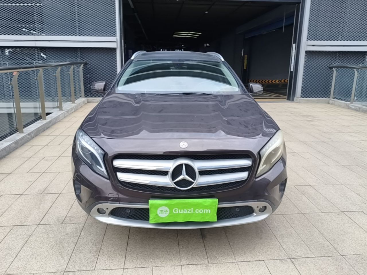 GLA 2015 GLA 220 4MATIC Luxury photo 2