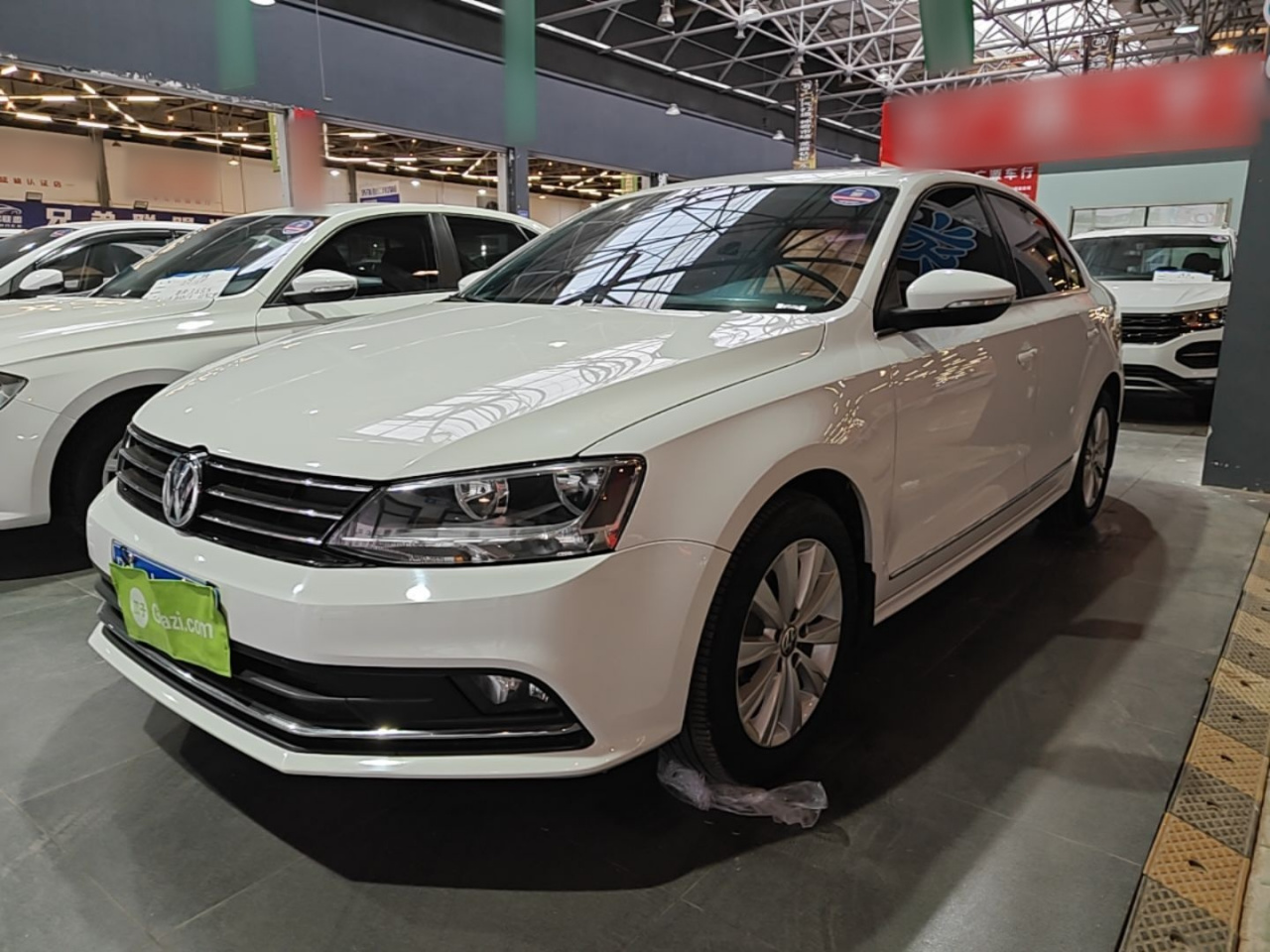 Sagitar 2015 1.6L AT Comfort
