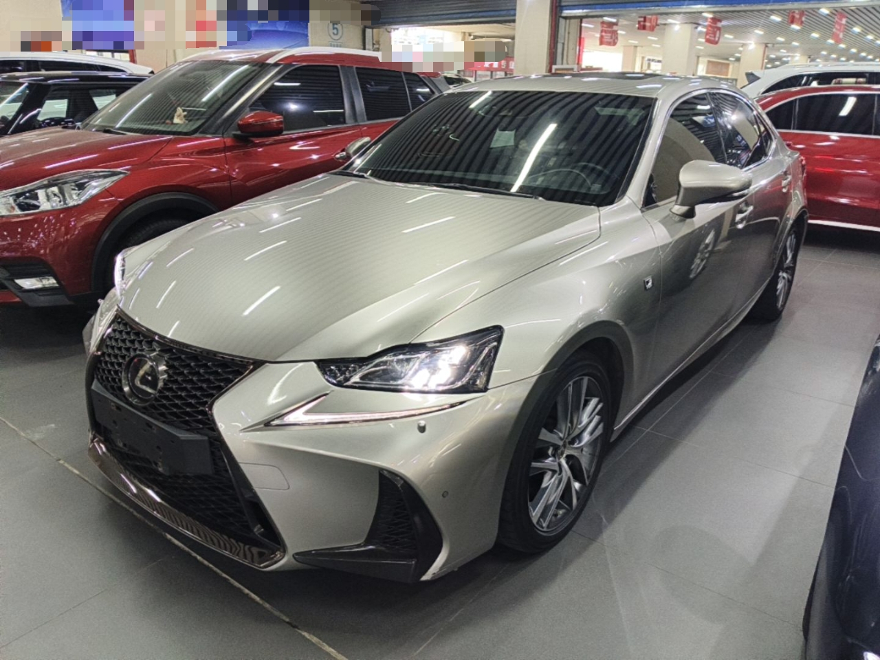 IS 2017 300 F SPORT
