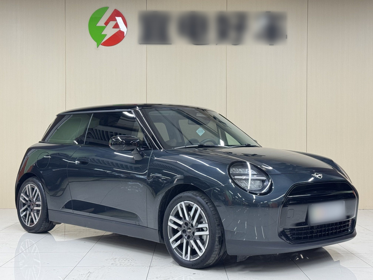 MINI COOPER 2024 456km COOPER E Classic photo 3