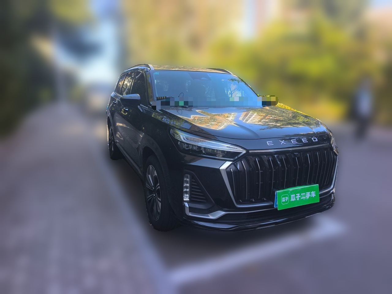 2023 400T AWD 6-Seater photo 3