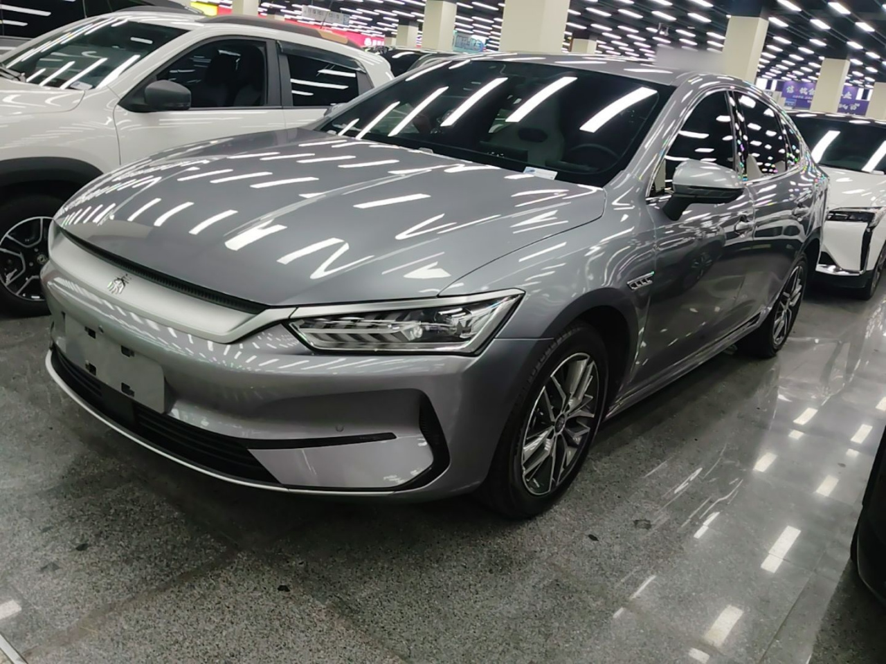 Qin PLUS 2023 Champion EV 420KM