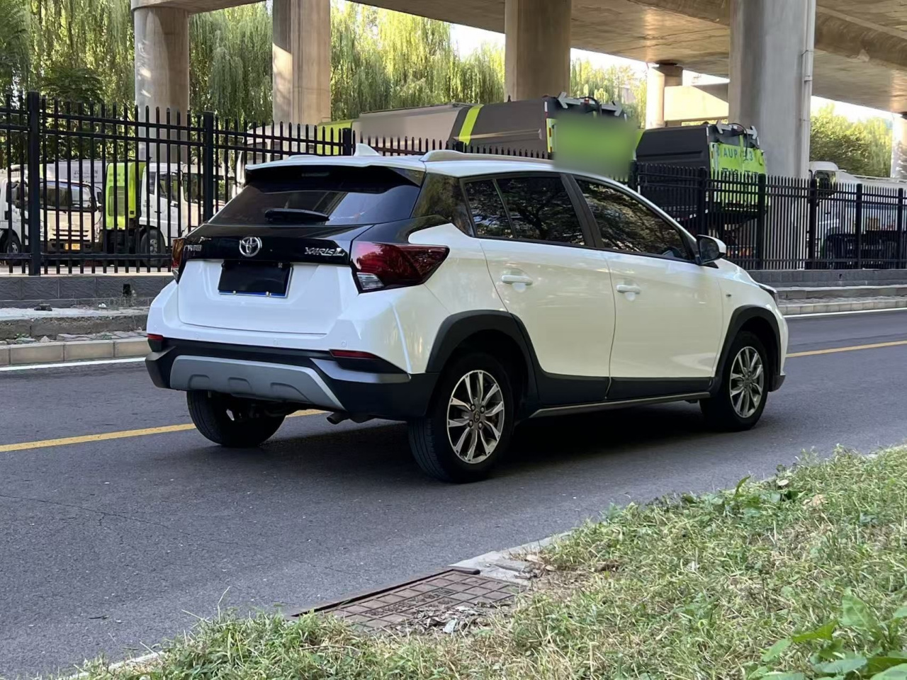 YARiS L 2021 X 1.5L CVT Leading photo 4