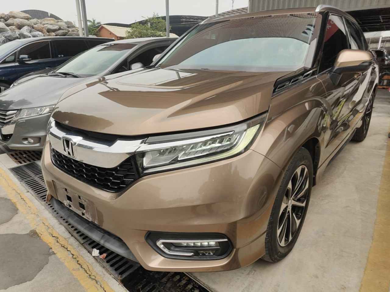 Avancier 2017 240TURBO RWD Exclusive