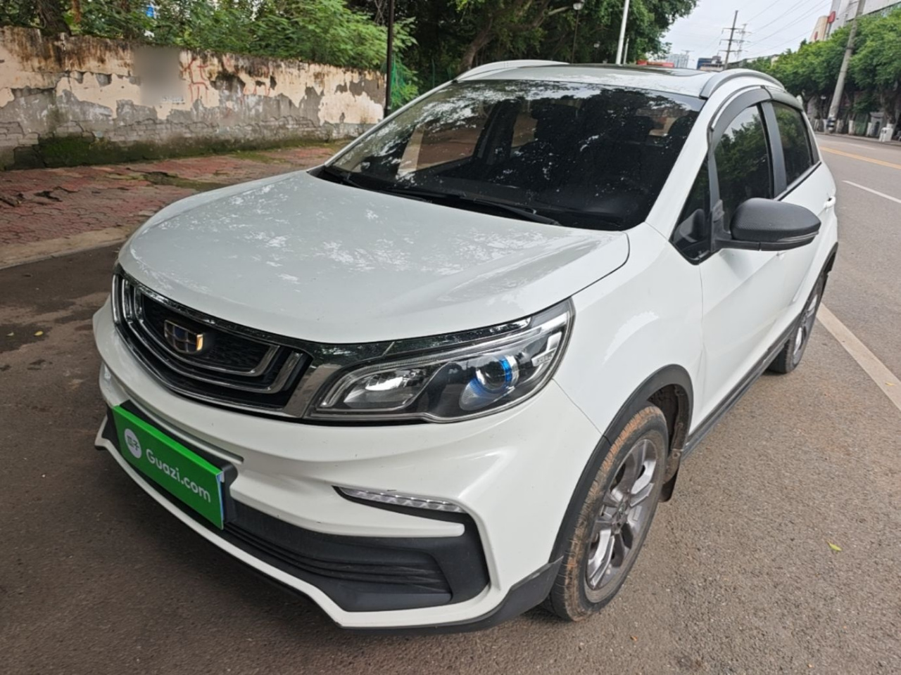 Vision X3 2020 1.5L MT Premium