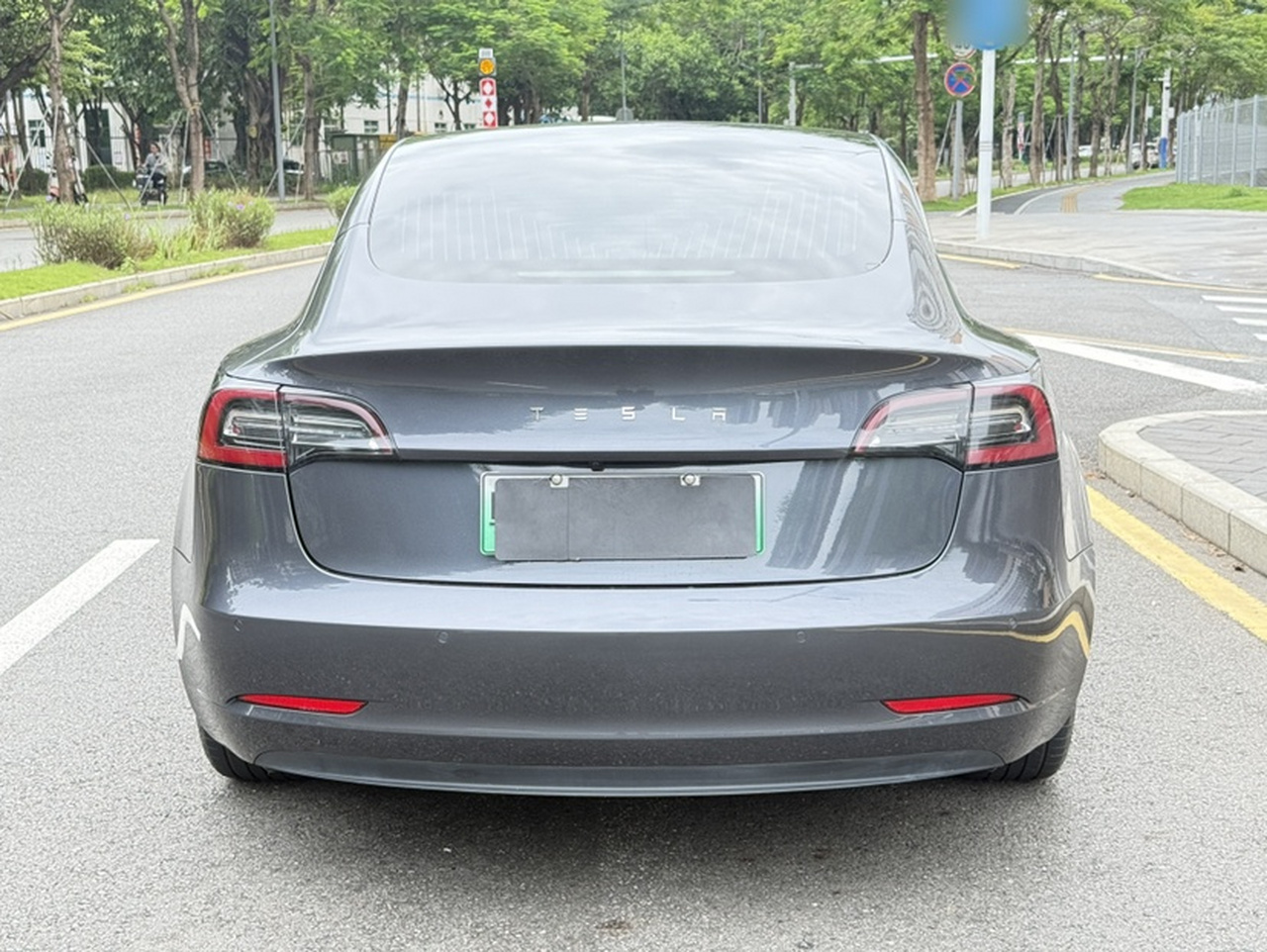 Model 3 2019 Standard Range RWD Upgraded photo 2