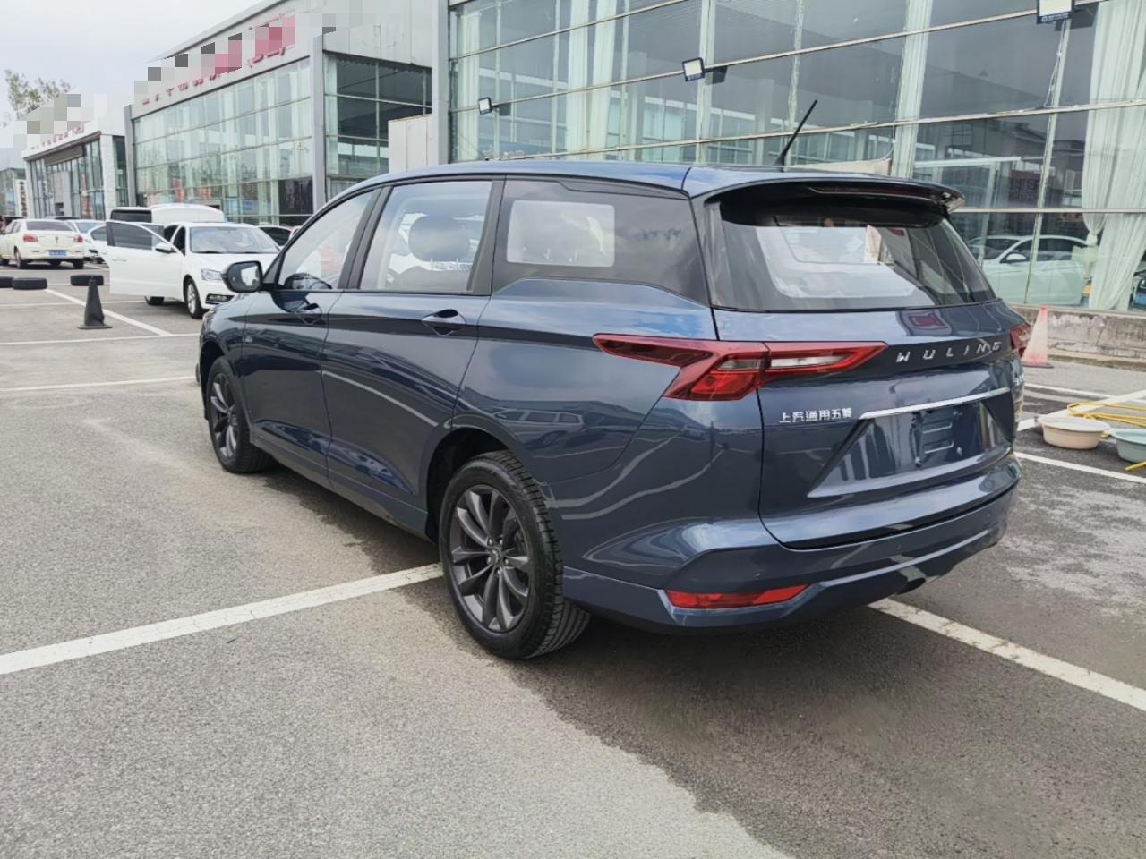 Wuling 2020 1.5T CVT Elite photo 4