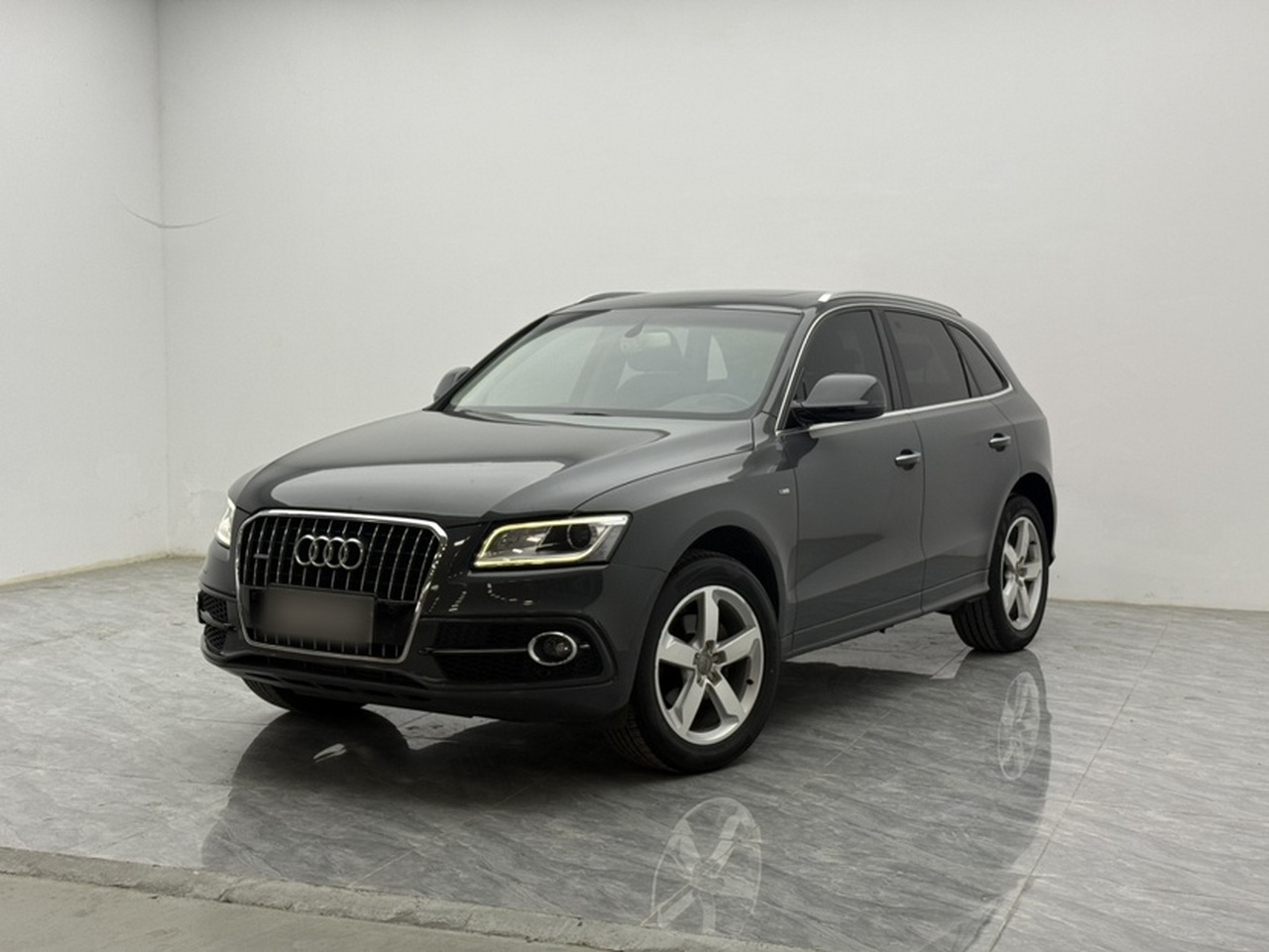 Q5 2017 Plus 40 TFSI Progressive