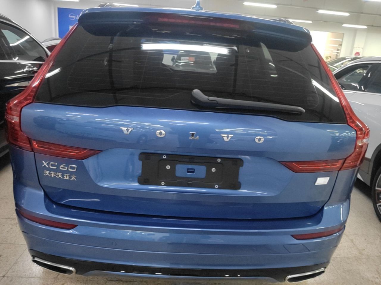 XC60 EV 2021 T8 E Hybrid Sport photo 5