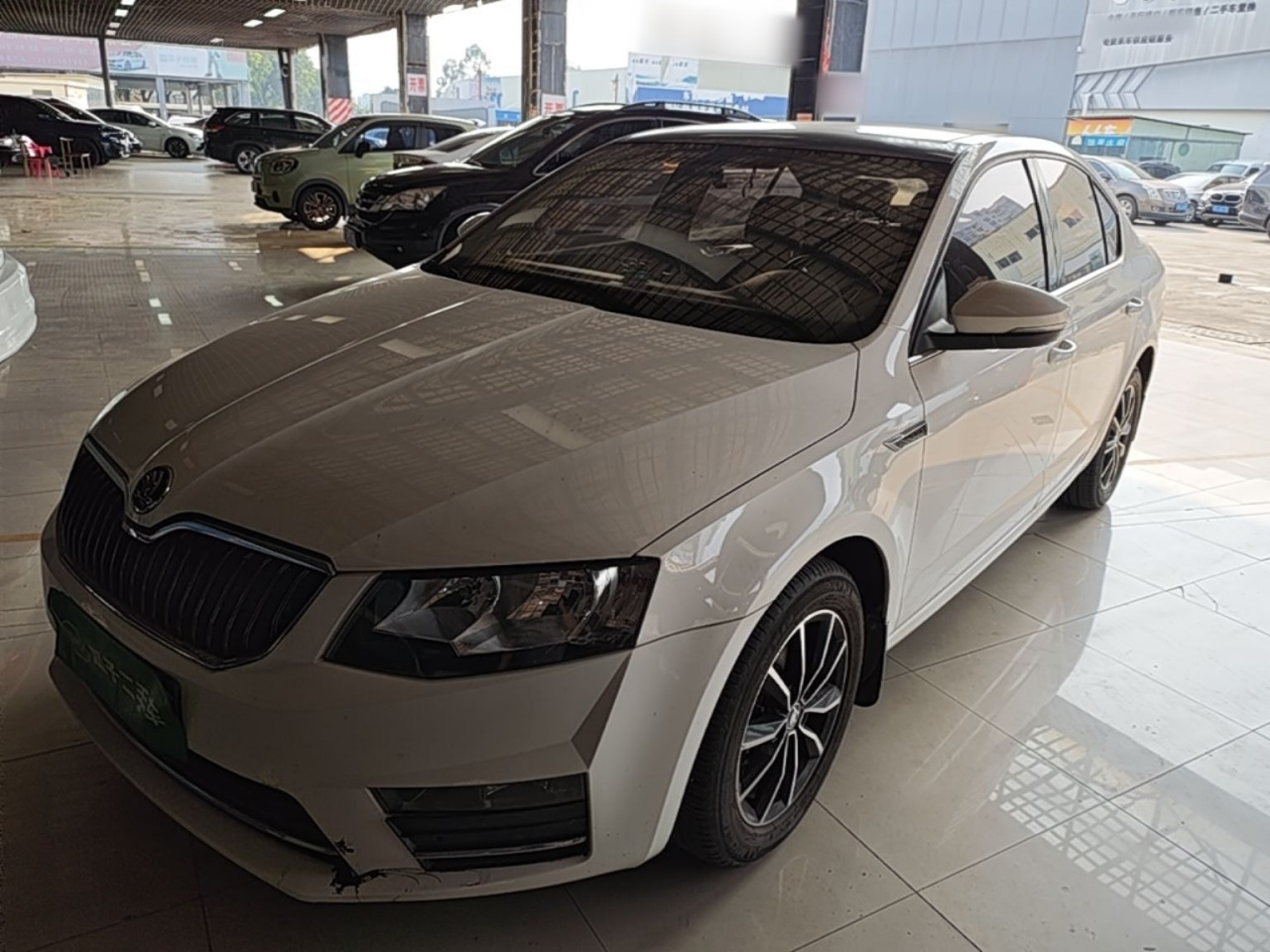 Octavia 2017 1.6L AT