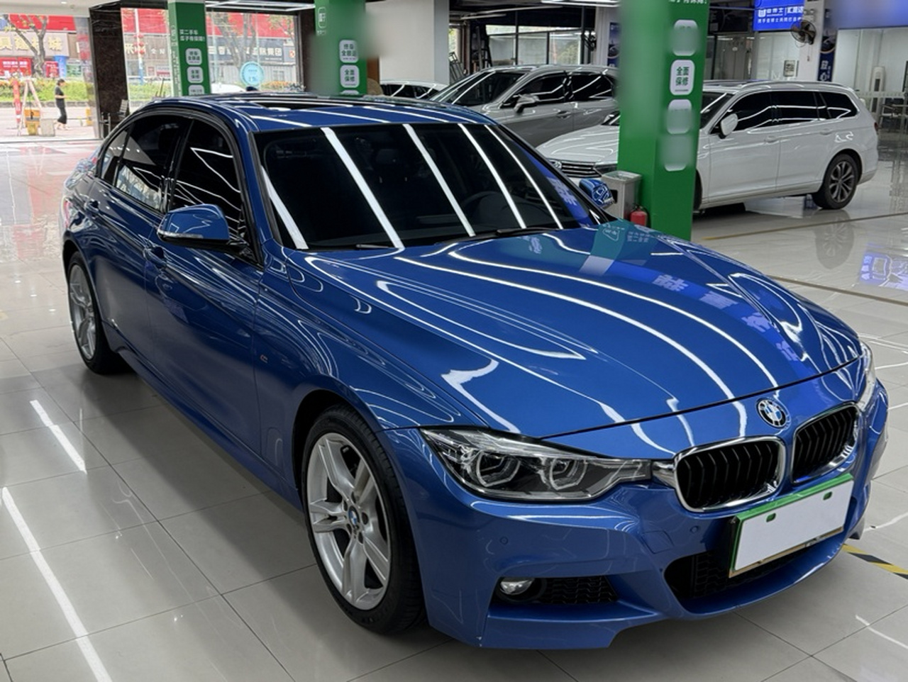 3 Series 2017 320Li M Sport photo 3