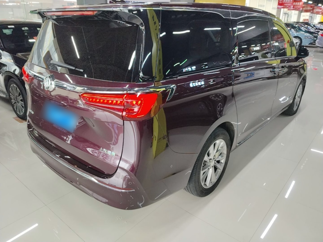 GL8 2023 Avenir 6-Seater photo 4